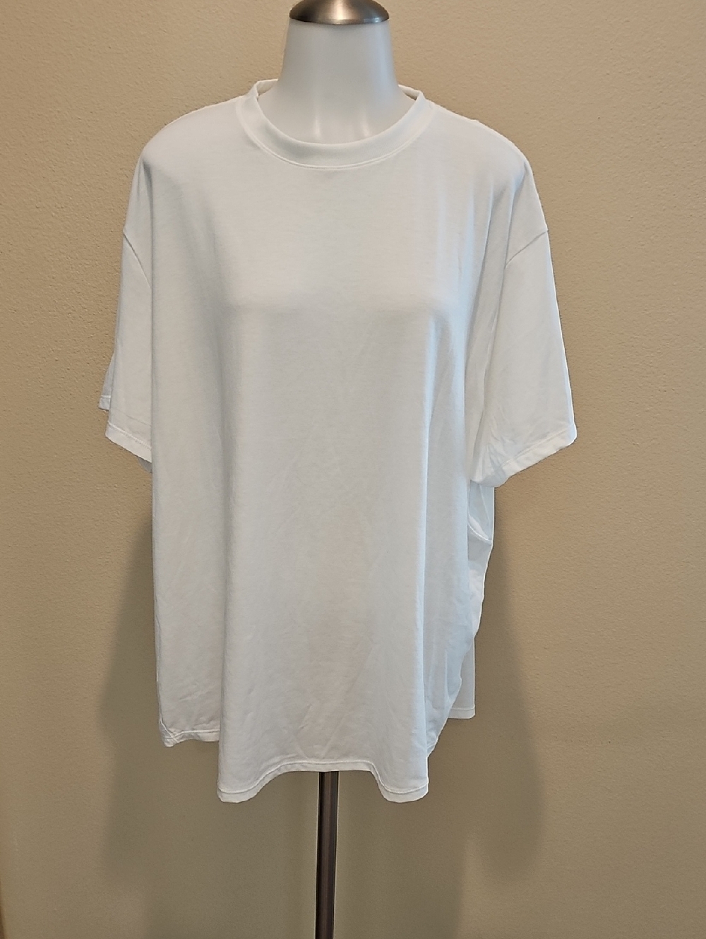 Nike White Short-Sleeve Crewneck Tee